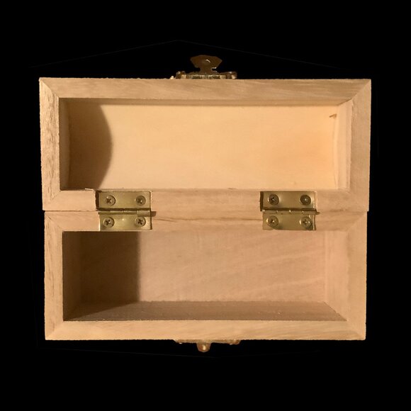 Unused Miniature Unfinished Bombé Wood Chest with Brass Hardware - Picture 6 of 11